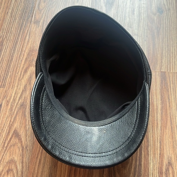Leather newsboy cap - Picture 4 of 6